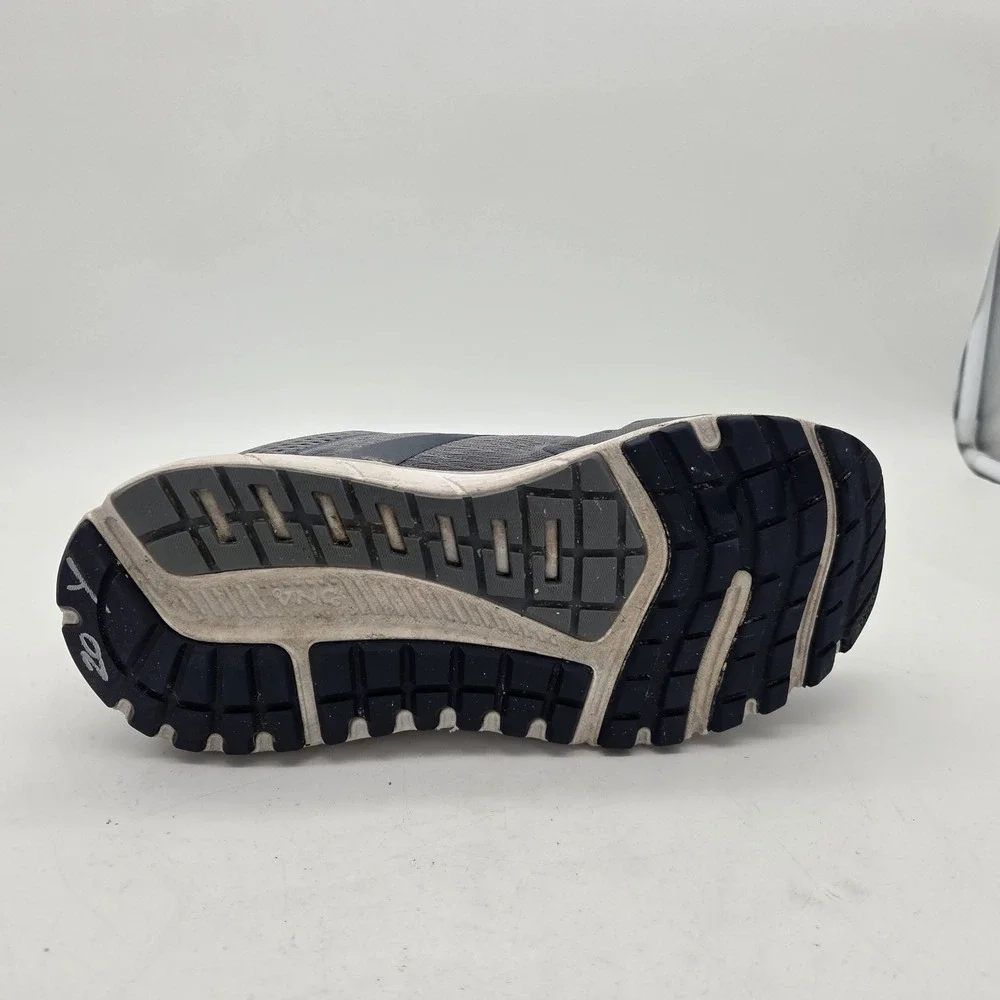 BROOKS Beast 20 Mens Running Shoes Mesh Sz 10 2E (Wide) Gray/White/Navy